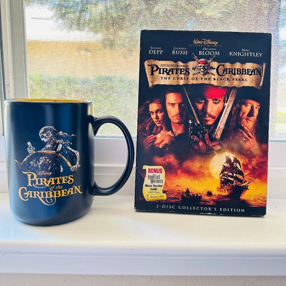 Disney's Magic Kingdom Pirates of the Caribbean Collectible Coffee Mug & DVD Lot - Picture 1 of 16